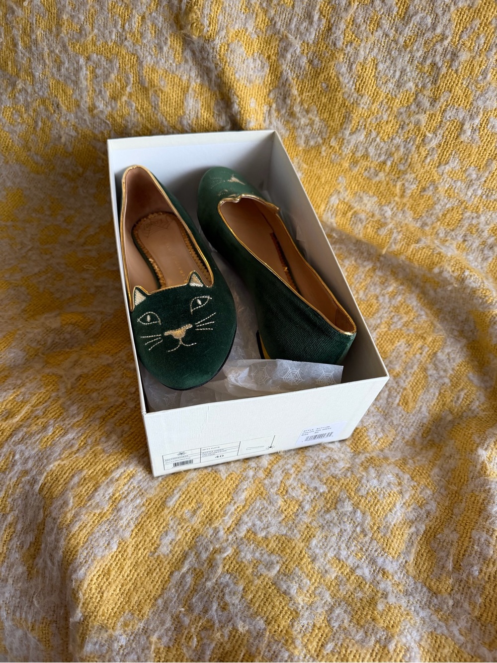 Charlotte Olympia Emerald Green Velvet Cat-Embroidered Flats - Picture 3 of 8
